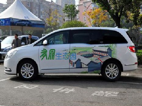 自贡户外车贴喷绘如何保持效果?